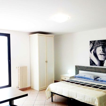 Vittoria Resort Residence-B&B กาลาตีนา ภายนอก รูปภาพ