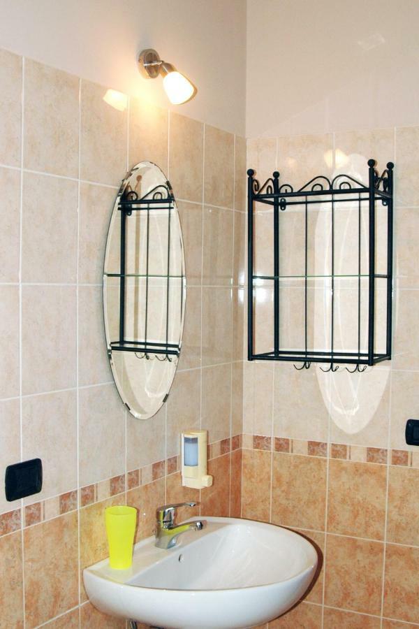 Vittoria Resort Residence-B&B กาลาตีนา ภายนอก รูปภาพ