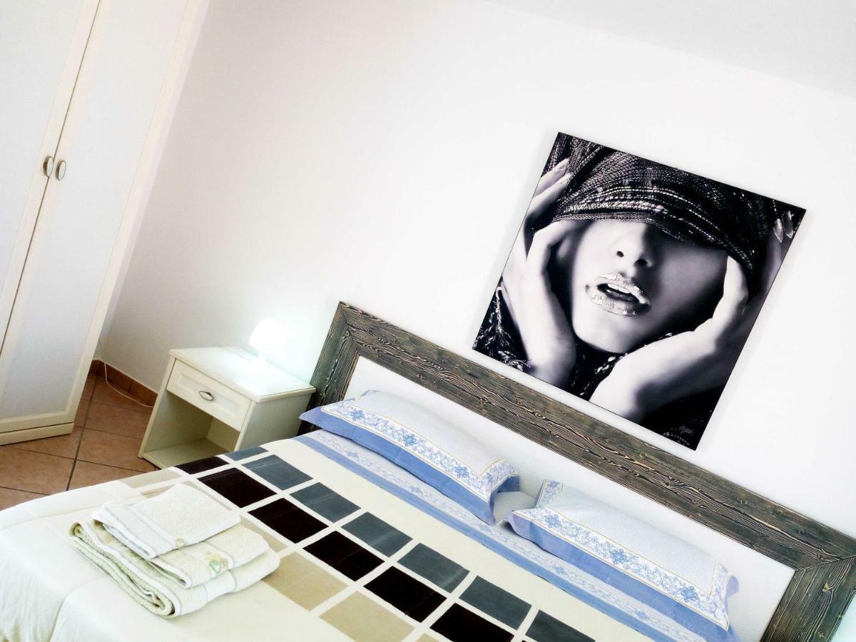 Vittoria Resort Residence-B&B กาลาตีนา ภายนอก รูปภาพ