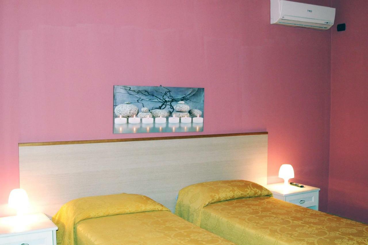Vittoria Resort Residence-B&B กาลาตีนา ภายนอก รูปภาพ