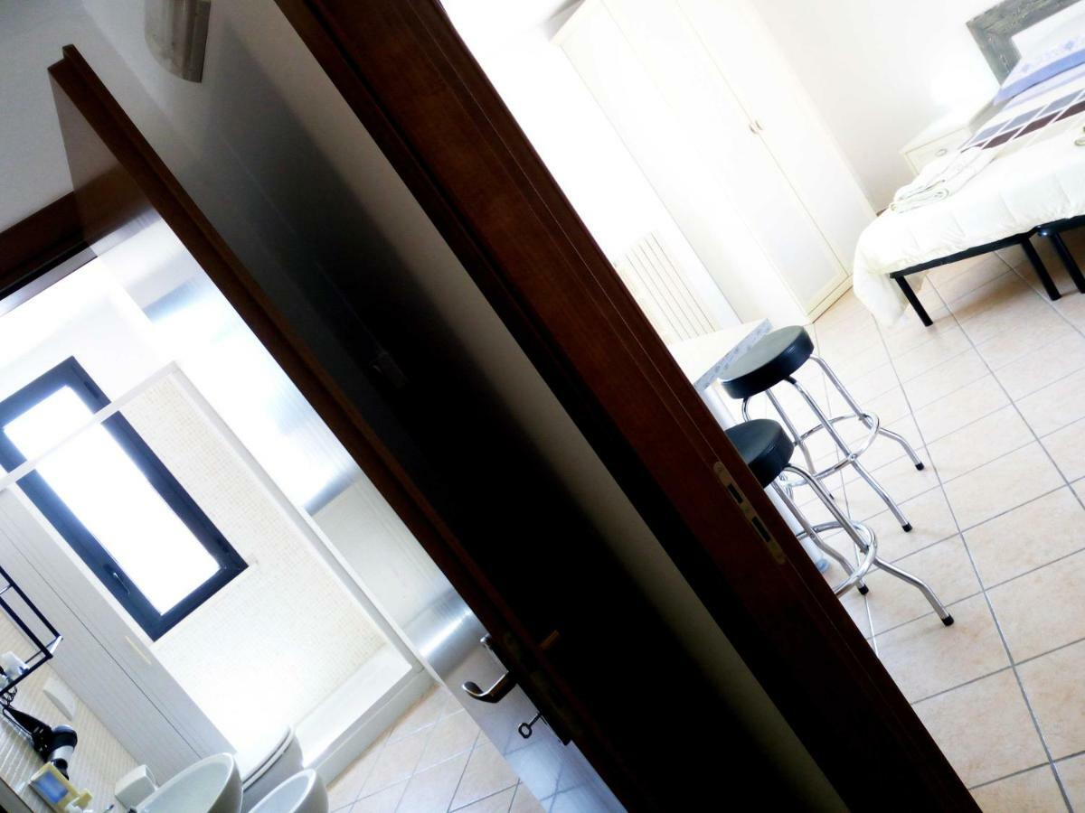 Vittoria Resort Residence-B&B กาลาตีนา ภายนอก รูปภาพ