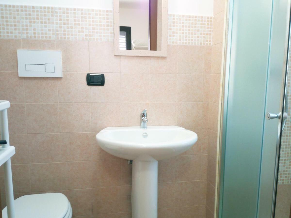 Vittoria Resort Residence-B&B กาลาตีนา ภายนอก รูปภาพ